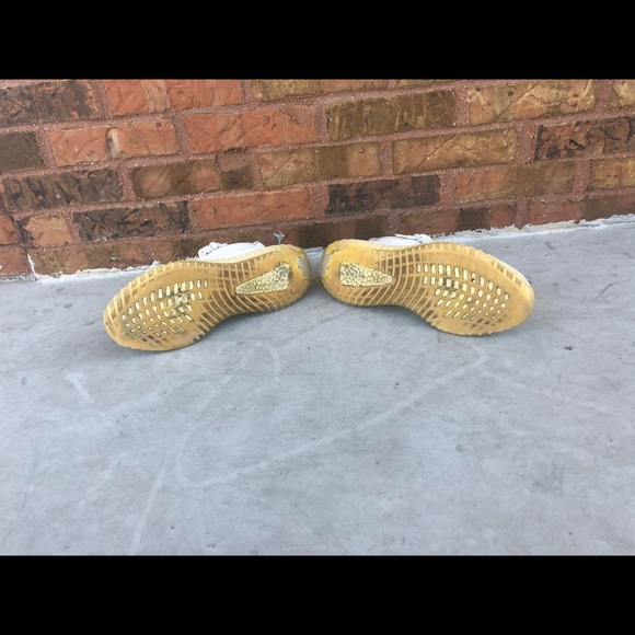 Yeezy 350 Cream White - Picture 5 of 7